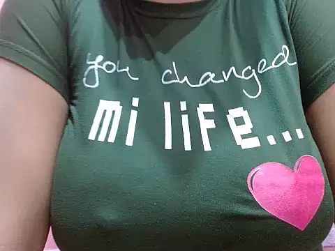 Milf Momy online show from March 22, 3:59 pm