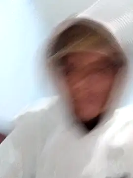 Snapshot of daniel_garzon chatting on March 22, 6:22 pm daniel garzon online show from March 22, 6:22 pm