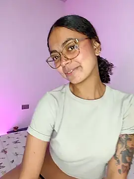   VioletaHeaven   online show from January 6, 11:36 am