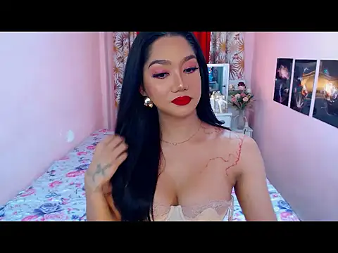 UrScreenGoddess online show from May 3, 12:49 am