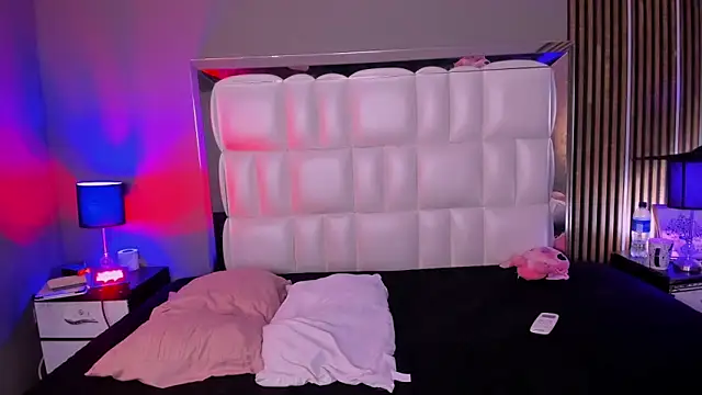 xCharlotte 20 online show from December 20, 10:39 pm