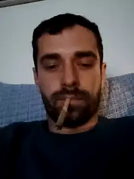 Elchicomalo29 online show from February 26, 4:33 am