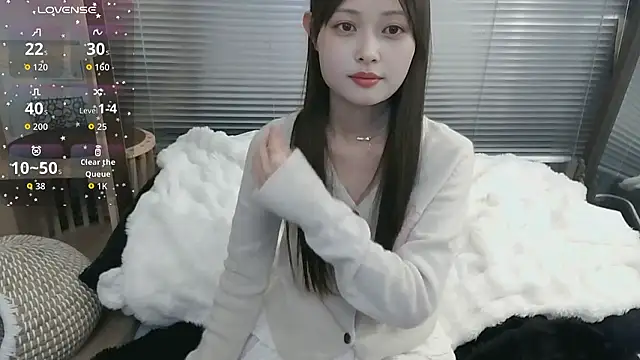 Snapshot of meme_chan9 chatting on December 4, 11:41 am meme chan9 online show from December 4, 11:41 am