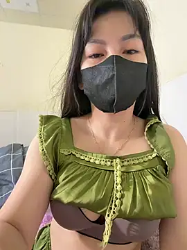 MintShow18 online show from June 30, 11:28 pm