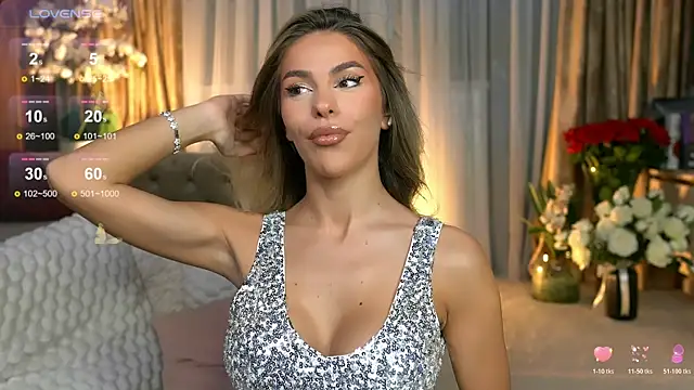 ChloeVelvetx online show from July 10, 8:33 pm