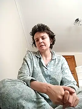 Amy01112 online show from May 18, 10:54 am