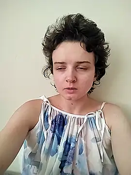 Amy01112 online show from May 26, 4:25 pm