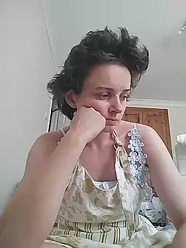 Amy01112 online show from June 21, 2:30 pm