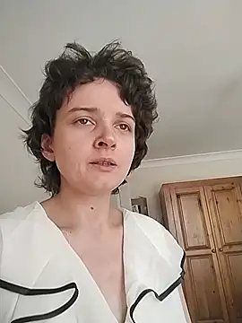 Amy01112 online show from July 8, 9:47 am