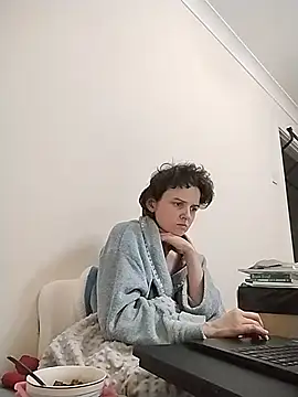 Amy01112 online show from July 19, 12:25 am
