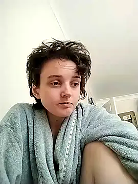 Amy01112 online show from July 22, 5:27 pm