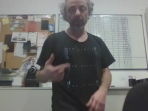 Snapshot of Petebulimia chatting on July 9, 5:44 am Petebulimia online show from July 9, 5:44 am