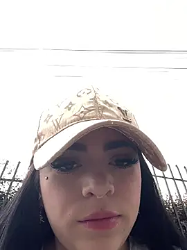 Snapshot of Katia-LS chatting on December 3, 5:44 pm Katia-LS online show from December 3, 5:44 pm