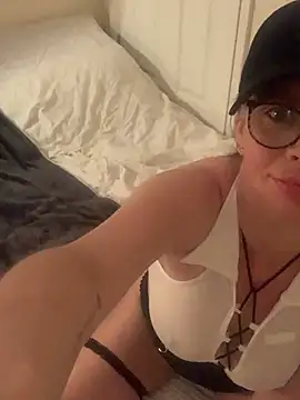 CherryCe online show from April 15, 2:07 am