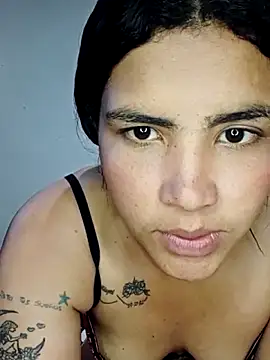 Snapshot of lucy_devil23 chatting on March 5, 7:32 pm lucy devil23 online show from March 5, 7:32 pm