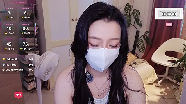 nayomi 34f online show from May 4, 7:04 am