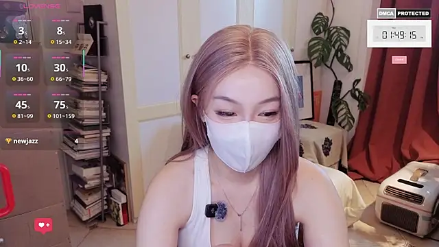 nayomi 34f online show from June 24, 5:50 am