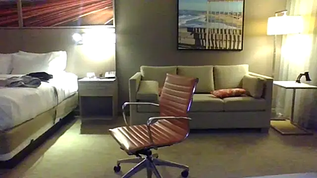 ValuedConcept687 online show from April 14, 2:50 am