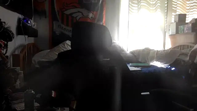 ValuedConcept687 online show from April 23, 10:34 pm