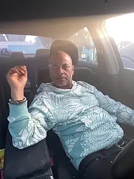 ValuedConcept687 online show from April 24, 1:57 pm