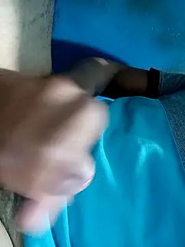 danielusbss online show from December 4, 4:44 am