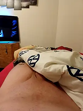 Snapshot of Chiemsee610 chatting on February 8, 10:46 pm Chiemsee610 online show from February 8, 10:46 pm