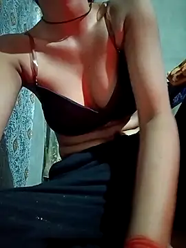 Shruti Sarma online show from January 18, 1:48 pm