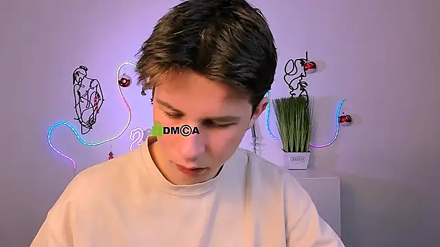 leo valor online show from January 7, 6:16 am