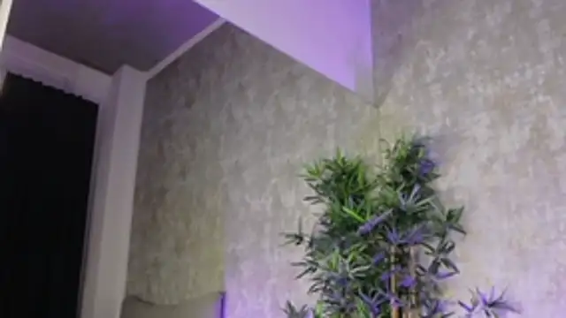 LucyRayy online show from February 5, 8:02 pm