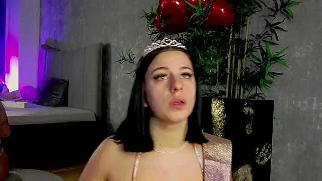 LucyRayy online show from March 3, 8:26 pm