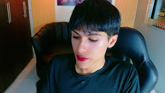 StormLuxX online show from January 10, 12:40 pm