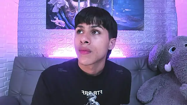 StormLuxX online show from February 23, 8:39 pm