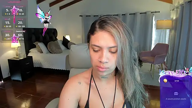 Zara Wolf  online show from March 20, 12:43 pm