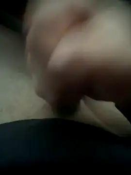 Snapshot of en93000 chatting on December 15, 3:16 pm en93000 online show from December 15, 3:16 pm