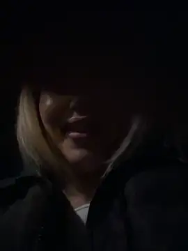 AnikaSunshine online show from January 31, 8:18 pm