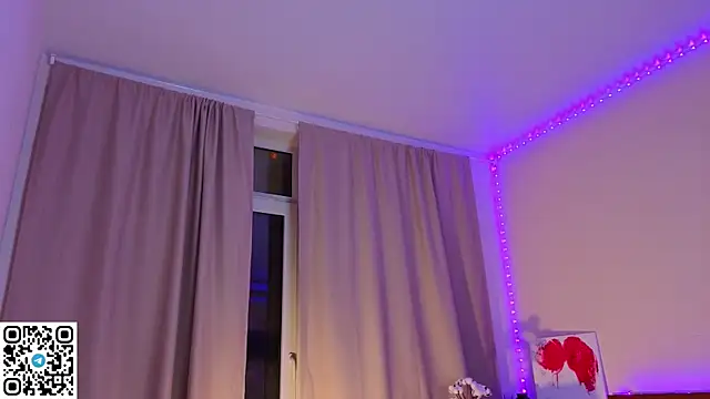 MatthewHoffis online show from July 25, 8:06 pm