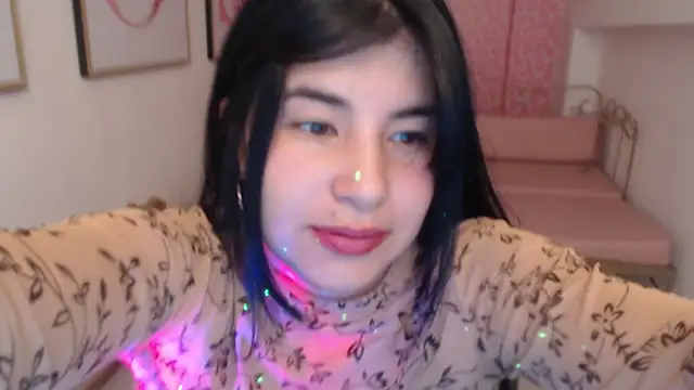 Nina harpper  online show from December 2, 1:05 pm