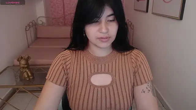 Nina harpper  online show from February 14, 1:19 pm