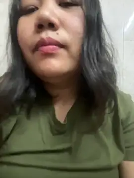 Snapshot of kukunightgirl chatting on December 21, 7:43 pm kukunightgirl online show from December 21, 7:43 pm