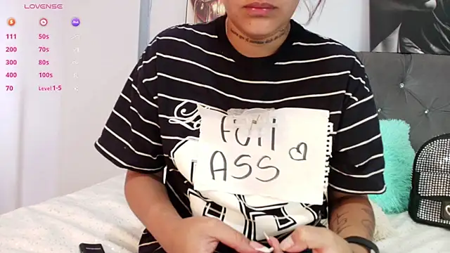 Snapshot of Slut_Dirty_Nastyy chatting on December 14, 4:12 pm Slut Dirty Nastyy online show from December 14, 4:12 pm