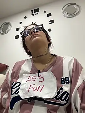 Slut Dirty Nastyy online show from March 27, 3:45 am