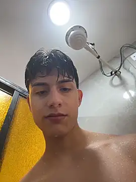 Lander Cruz online show from May 22, 4:34 pm