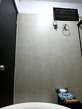 jkslnkd online show from April 17, 5:43 am