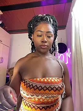 Cynthia es online show from April 30, 3:51 pm