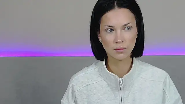 RachaelMils online show from May 2, 3:44 am