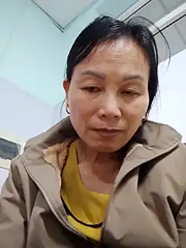 Lili-123k online show from February 4, 8:20 am