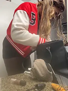 PreddiParis00 online show from March 20, 2:27 am