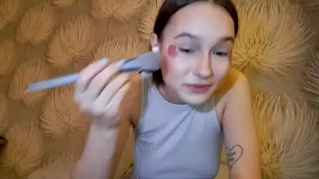 Harlybaby 2007 online show from December 4, 1:09 pm