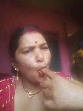 Snapshot of Your-shreya143 chatting on May 25, 10:54 am Your-shreya143 online show from May 25, 10:54 am
