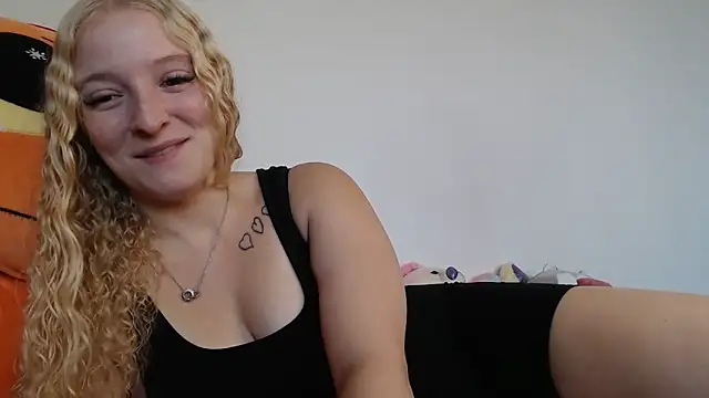 Sophie cute06 online show from December 15, 10:08 am